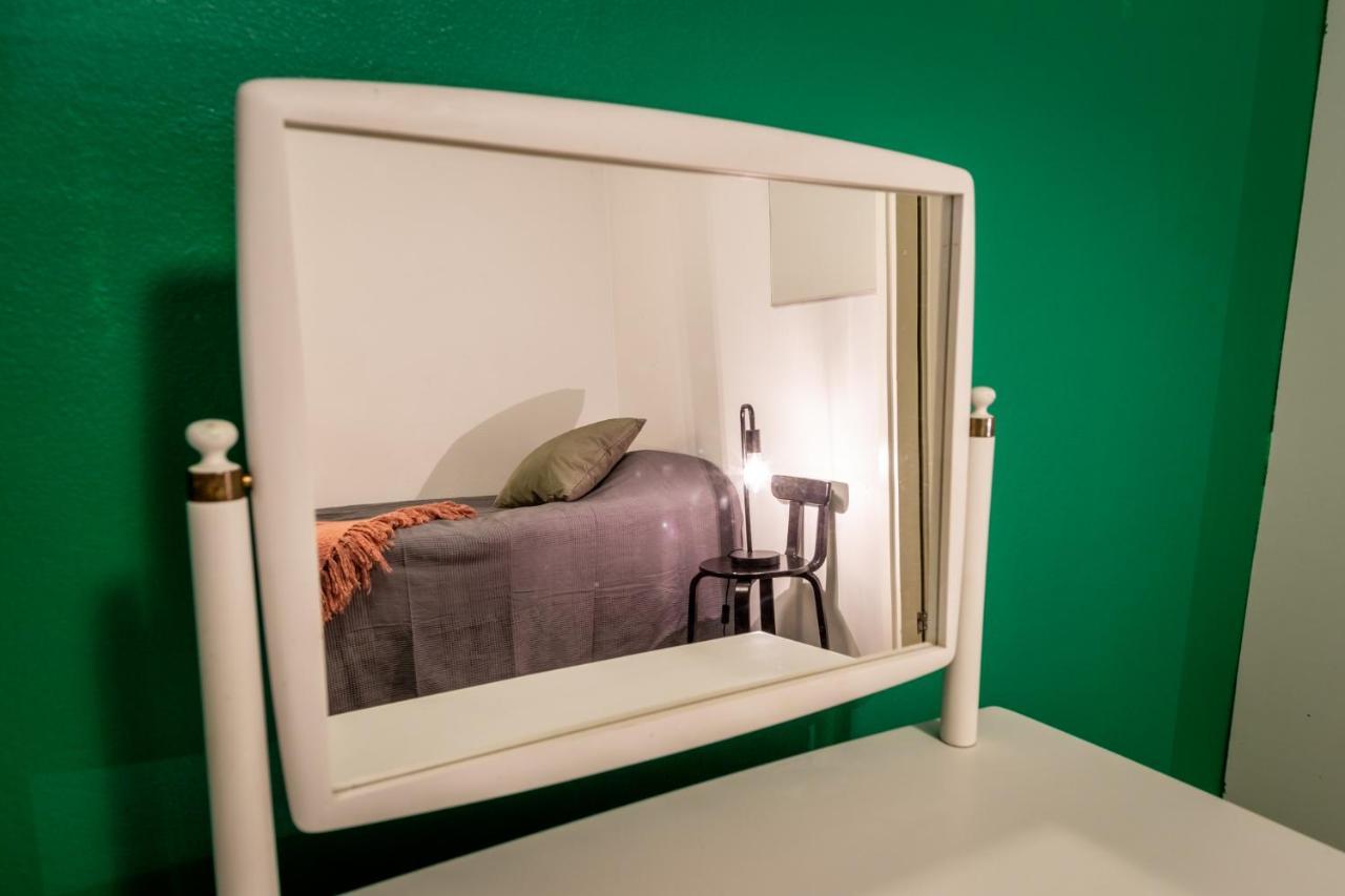 Kulkuri Hostellit Haemeenlinna Екстер'єр фото